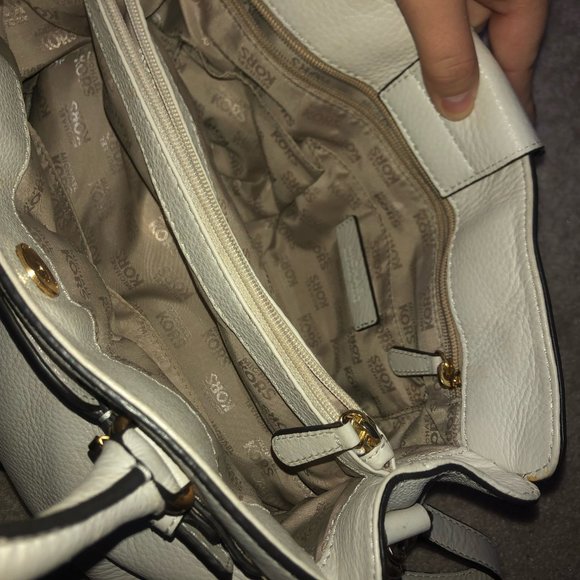 Michael Kors Authentic White Bag - Picture 5 of 5